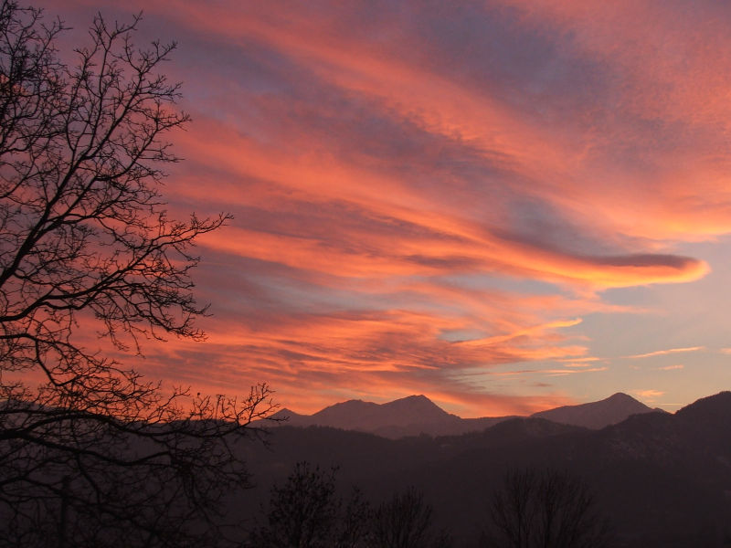 http://www.soledarte.it/images/lanzo/cieli/tramonto_invernale.jpg